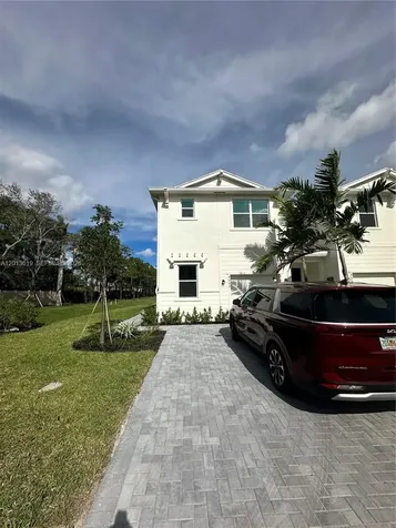 4665 Meyerson Place Lake Worth FL 33463