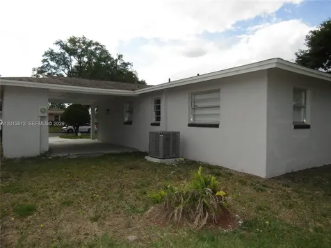 2447 Messina Orlando FL 32811