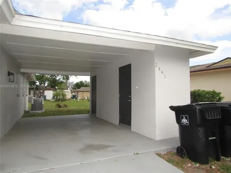 2447 Messina Orlando FL 32811