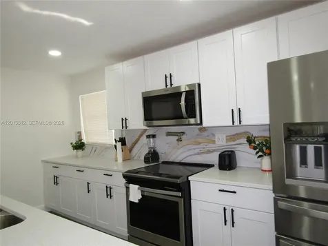 2447 Messina Orlando FL 32811