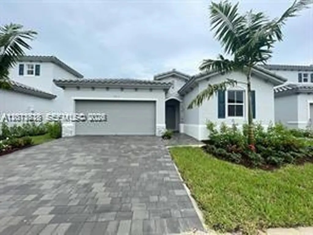 863 SE 26th Terrace Homestead FL 33035