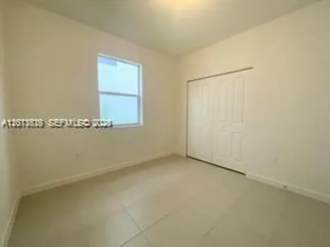 863 SE 26th Terrace Homestead FL 33035