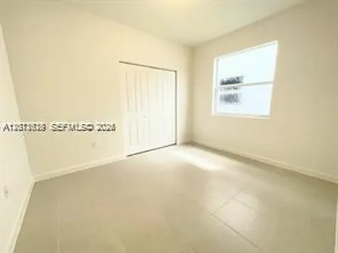 863 SE 26th Terrace Homestead FL 33035