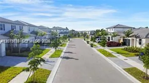 863 SE 26th Terrace Homestead FL 33035