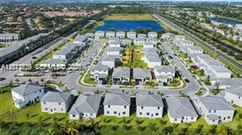 863 SE 26th Terrace Homestead FL 33035