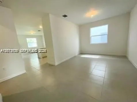 863 SE 26th Terrace Homestead FL 33035