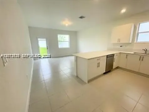 863 SE 26th Terrace Homestead FL 33035