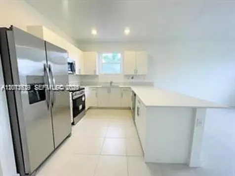 863 SE 26th Terrace Homestead FL 33035