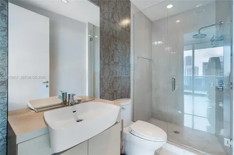 200 Biscayne Boulevard Way Miami FL 33131