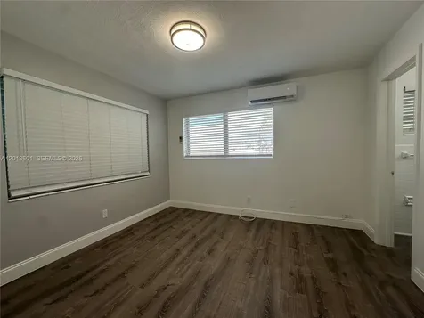 4246 Seagrape Drive Lauderdale By The Sea FL 33308