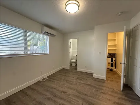 4246 Seagrape Drive Lauderdale By The Sea FL 33308