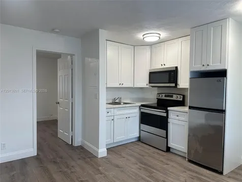 4246 Seagrape Drive Lauderdale By The Sea FL 33308