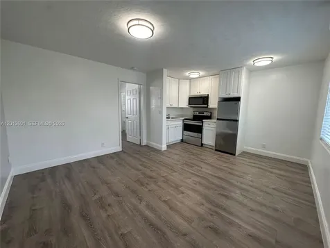 4246 Seagrape Drive Lauderdale By The Sea FL 33308