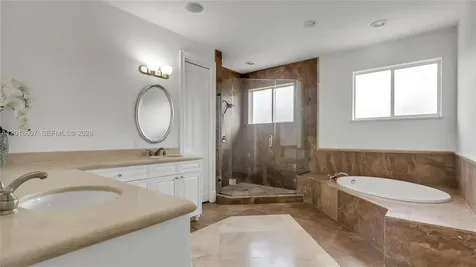 16763 NW 77th Path Miami Lakes FL 33016