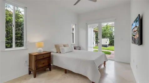 16763 NW 77th Path Miami Lakes FL 33016