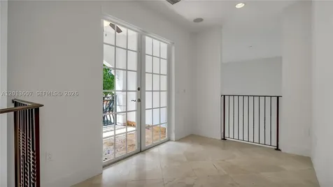 16763 NW 77th Path Miami Lakes FL 33016