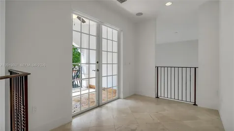 16763 NW 77th Path Miami Lakes FL 33016