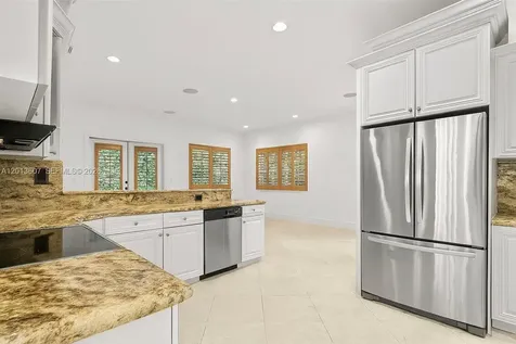 16763 NW 77th Path Miami Lakes FL 33016