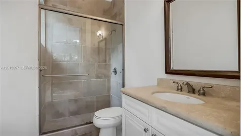 16763 NW 77th Path Miami Lakes FL 33016