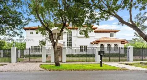 16763 NW 77th Path Miami Lakes FL 33016