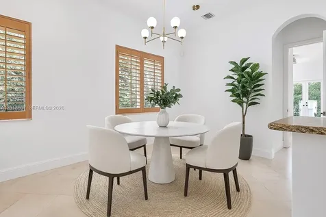 16763 NW 77th Path Miami Lakes FL 33016