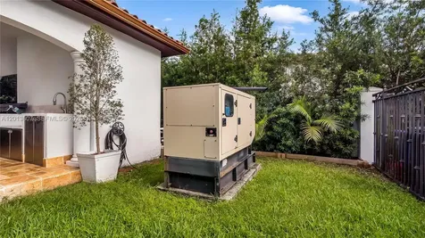 16763 NW 77th Path Miami Lakes FL 33016