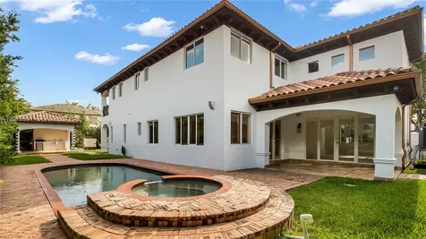 16763 NW 77th Path Miami Lakes FL 33016