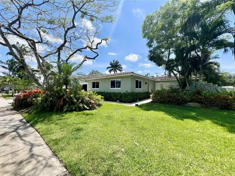 101 SW 58th Avenue Plantation FL 33317