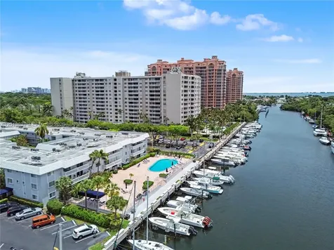 100 Edgewater Drive Coral Gables FL 33133