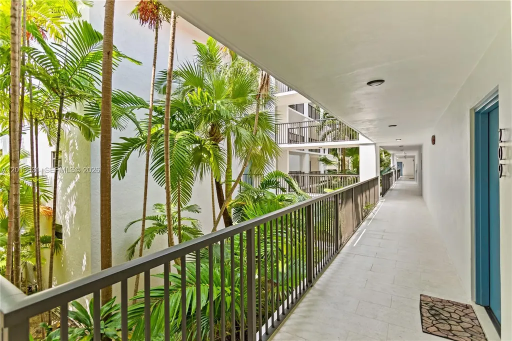 101 Ocean Lane Drive Key Biscayne FL 33149