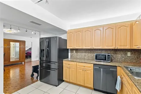 101 Ocean Lane Drive Key Biscayne FL 33149