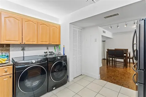 101 Ocean Lane Drive Key Biscayne FL 33149
