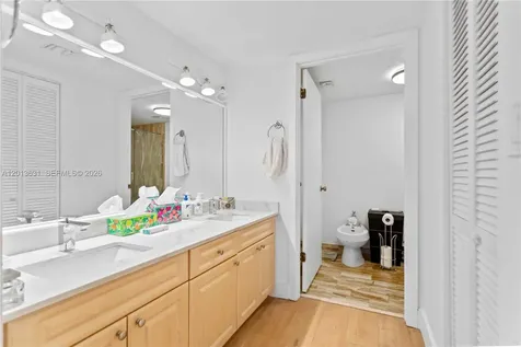 101 Ocean Lane Drive Key Biscayne FL 33149