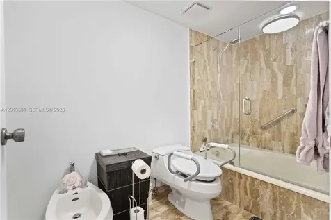 101 Ocean Lane Drive Key Biscayne FL 33149