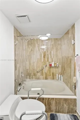 101 Ocean Lane Drive Key Biscayne FL 33149