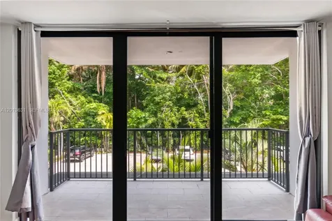 101 Ocean Lane Drive Key Biscayne FL 33149