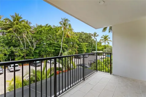 101 Ocean Lane Drive Key Biscayne FL 33149