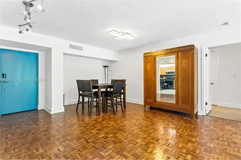 101 Ocean Lane Drive Key Biscayne FL 33149