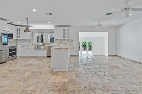8745 SW 182nd Terrace Palmetto Bay FL 33157