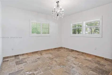 8745 SW 182nd Terrace Palmetto Bay FL 33157