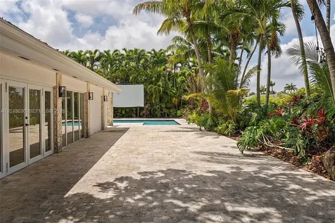 8745 SW 182nd Terrace Palmetto Bay FL 33157