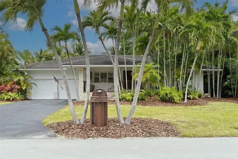 8745 SW 182nd Terrace Palmetto Bay FL 33157