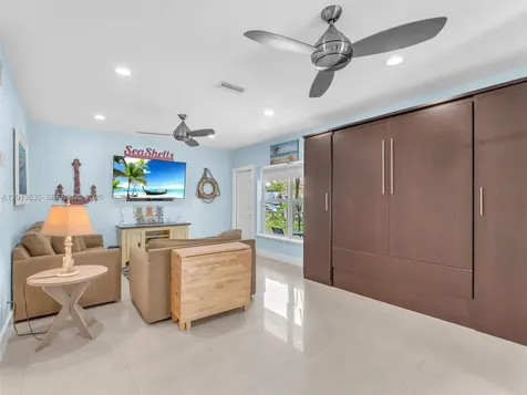 315 Van Buren Street Hollywood FL 33019