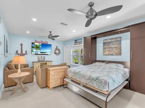 315 Van Buren Street Hollywood FL 33019