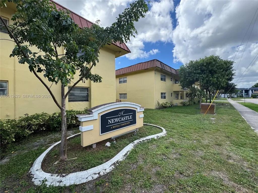 Lauderdale Lakes FL 33311