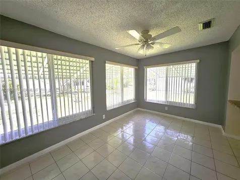 1040 NW 73rd Terrace Margate FL 33063