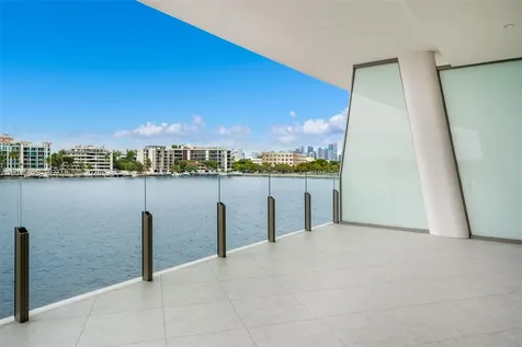 5 Grove Isle Drive Coconut Grove FL 33133