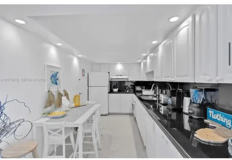 4001 S Ocean Drive Hollywood FL 33019