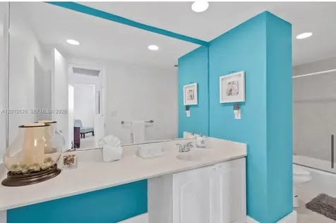 4001 S Ocean Drive Hollywood FL 33019