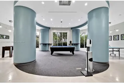 4001 S Ocean Drive Hollywood FL 33019